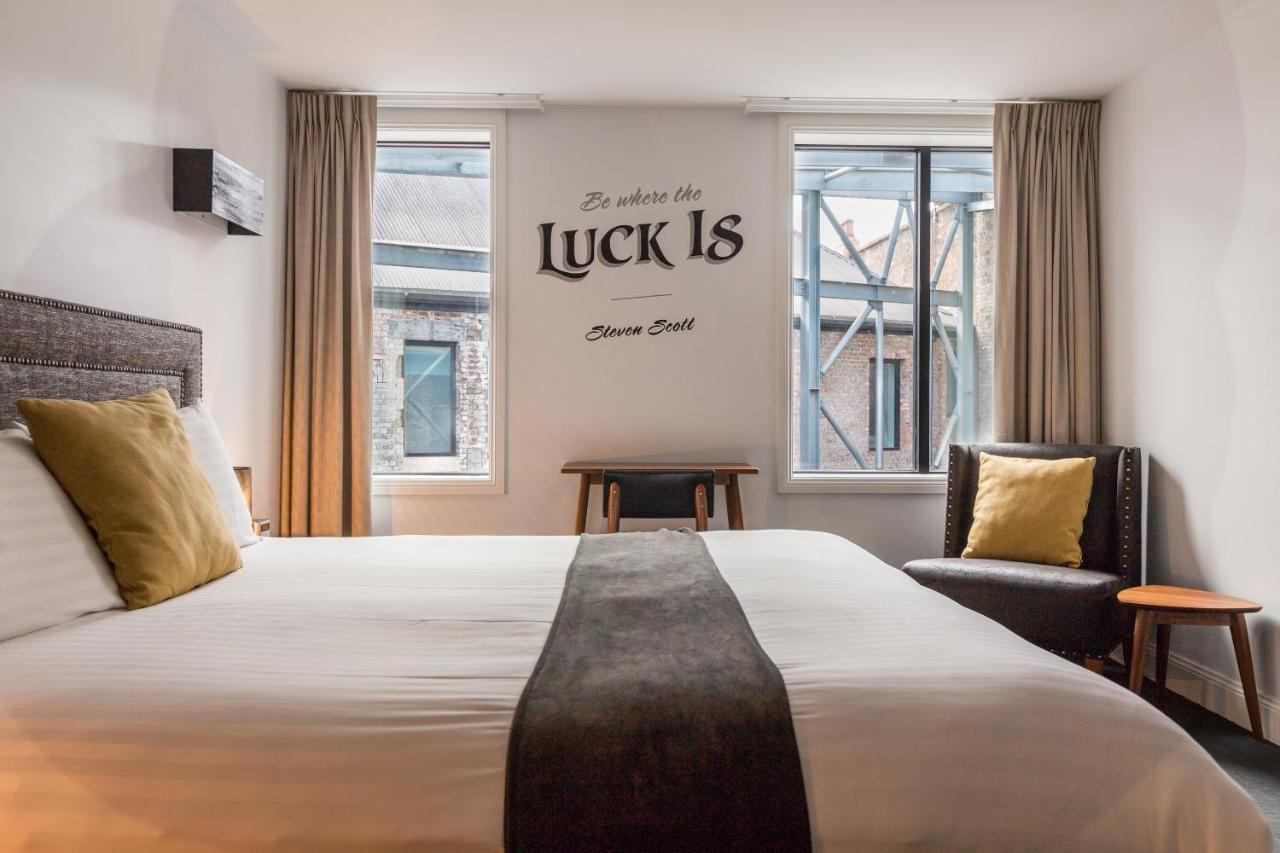 The Lucky Hotel Ньюкасл Экстерьер фото